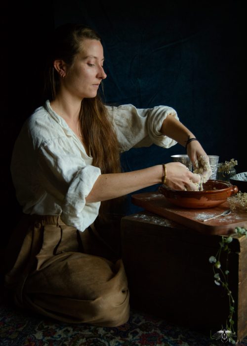 Séance d'inspiration tableau fine art de la laitière de Vermeer réalisée avec Mademoiselle Danielou.